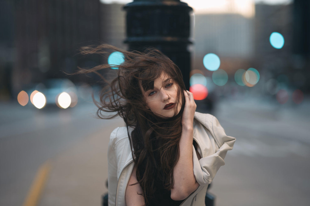 Extremely narrow depth of field is the hallmark of this super portrait lens